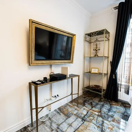 Princess - Old Town *